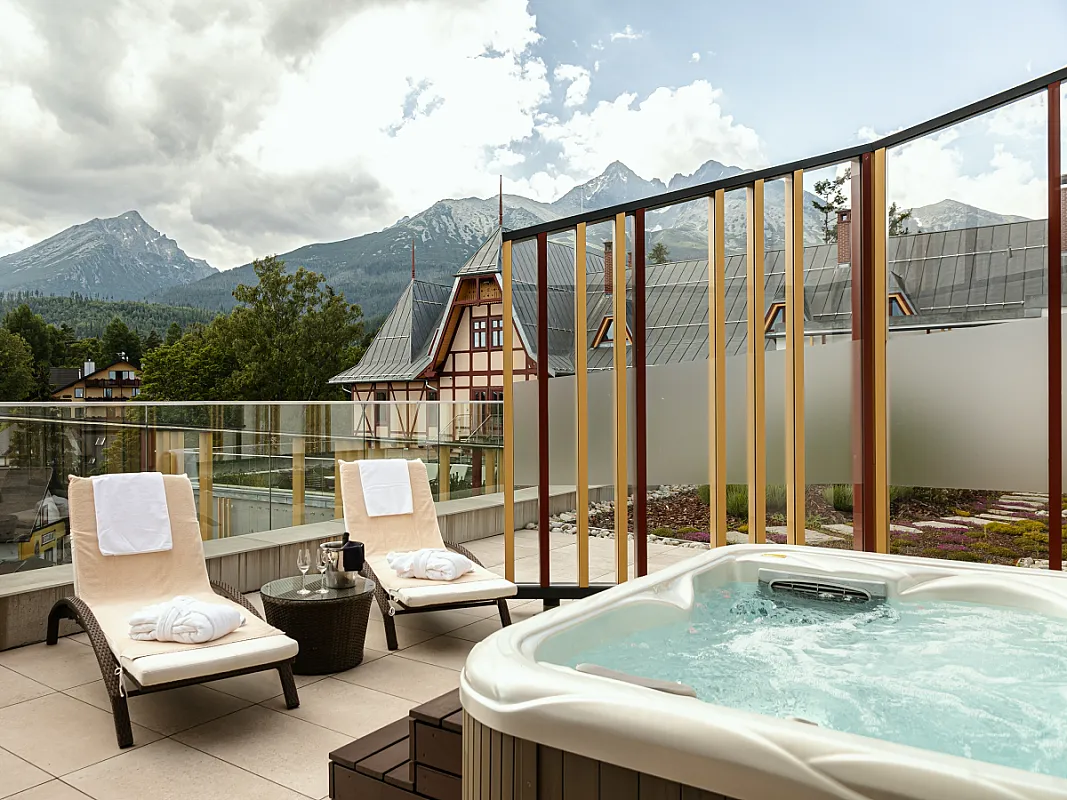 Hotel Lomnica
