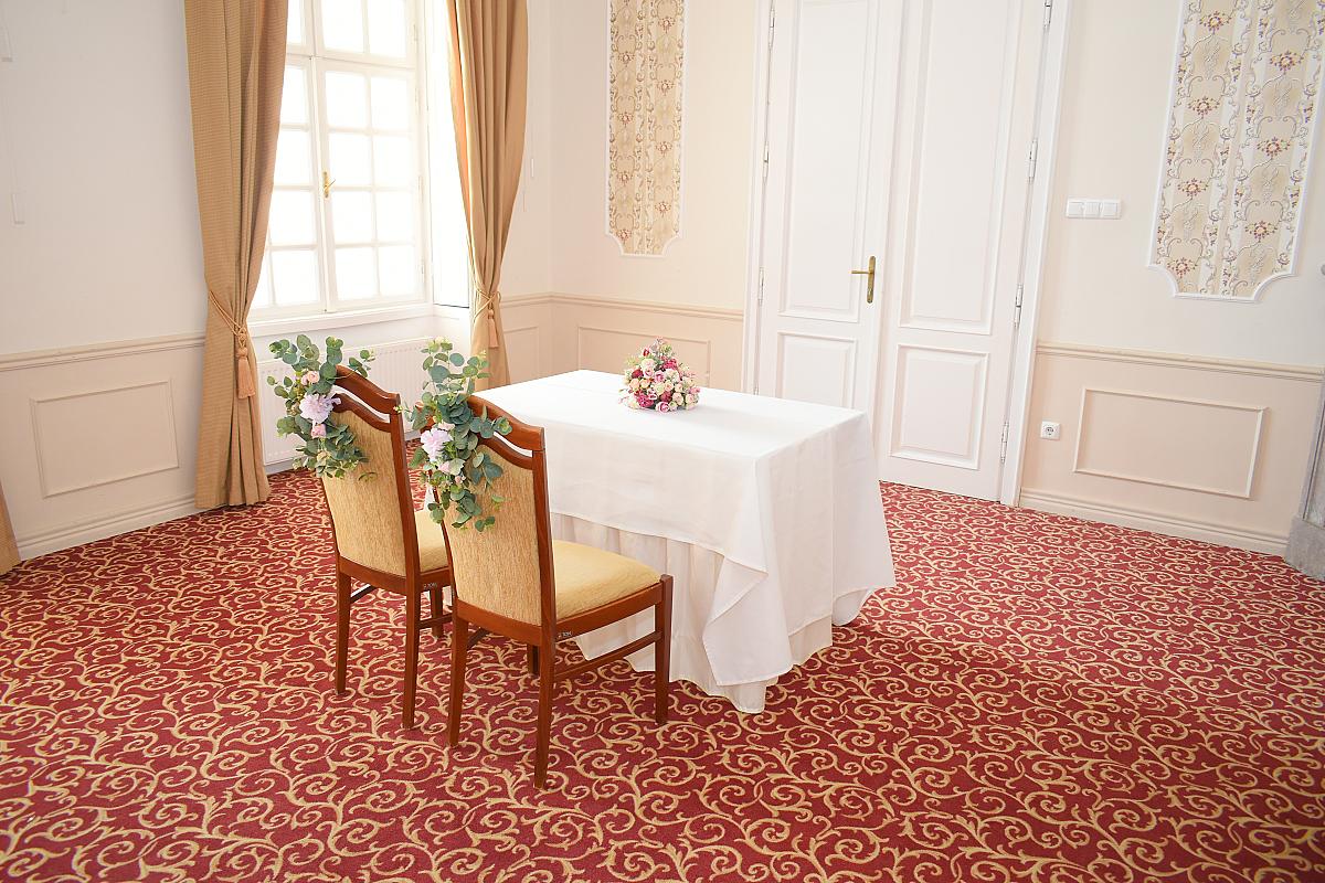 Teleki-Wattay Kastélyszálló Pomáz Wattay salon