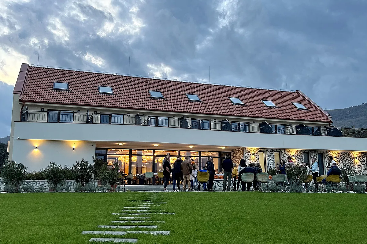 Hotel Kőporos Hercegkút