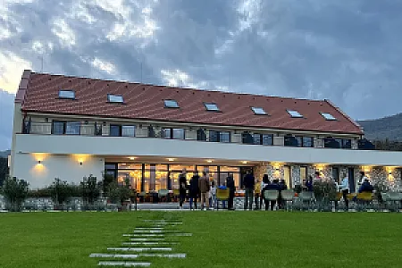 Hotel Kőporos Hercegkút