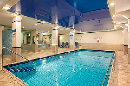 Hotel Lövér