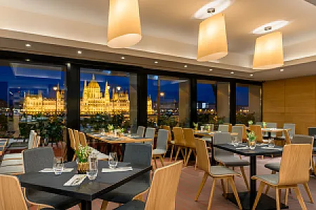 Novotel Budapest Danube Hotel