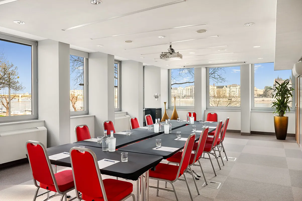Novotel Budapest Danube Hotel