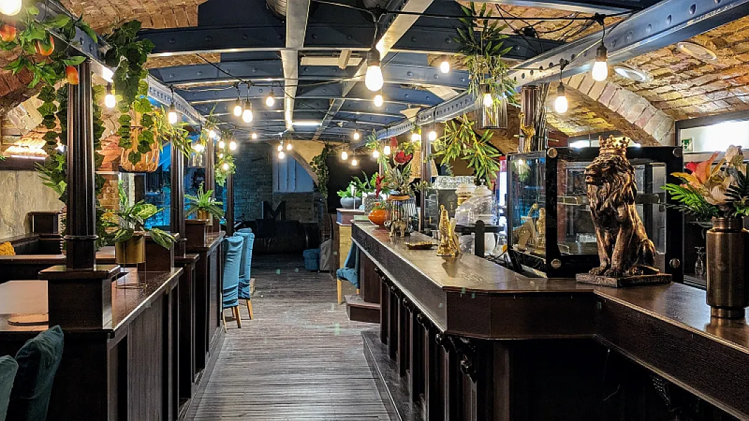 MSTR1 Cafe and Lounge