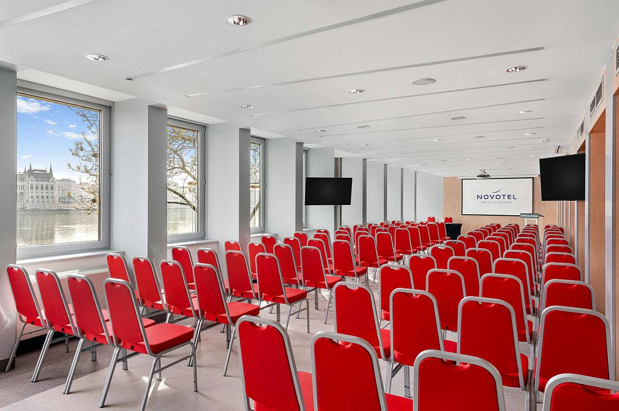 Novotel Budapest Danube Hotel