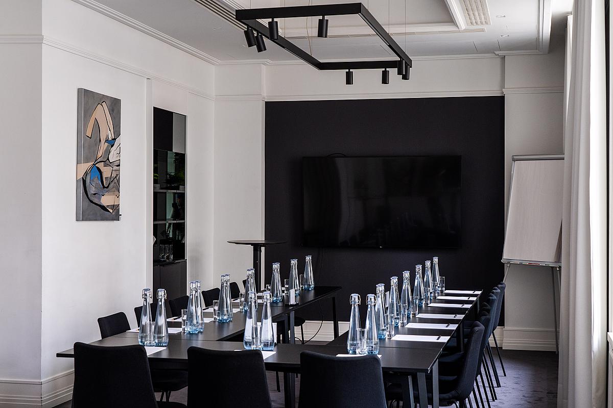 Nobu Hotel Varsó tárgyaló terem
