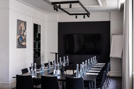 Nobu Hotel Varsó tárgyaló terem