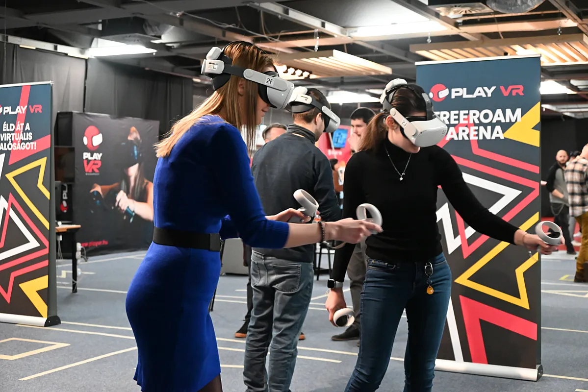 PlayVR - Virtuális Valóság Élményközpont