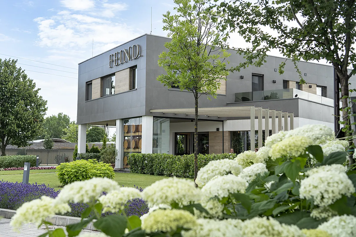 Feind Vinotéka és Borbár