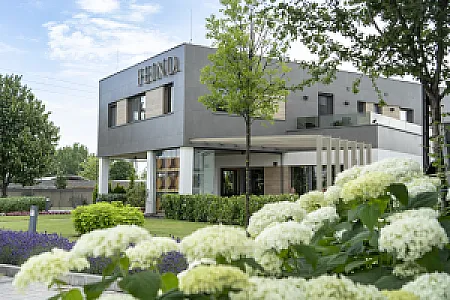 Feind Vinotéka és Borbár