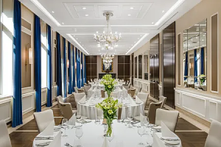 Radisson Blu Béke Hotel