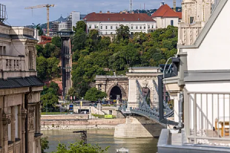 Mamaison Hotel Chain Bridge Budapest