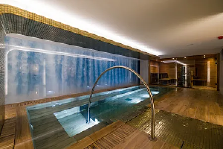 Mamaison Hotel Chain Bridge Budapest