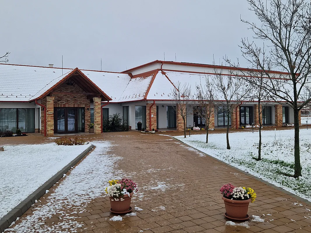 Százlibás Birtok
