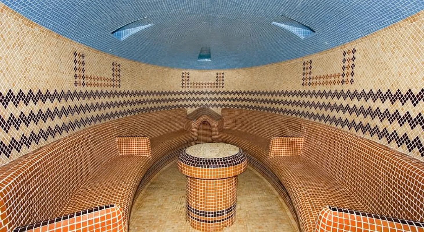 Rubin Wellness & Conference Hotel