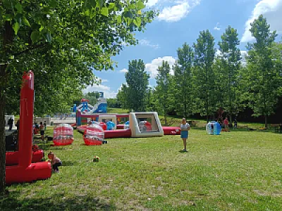 SZUSZ Park