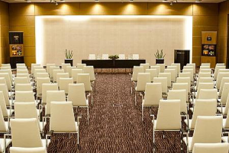 Abacus Business & Wellness Hotel