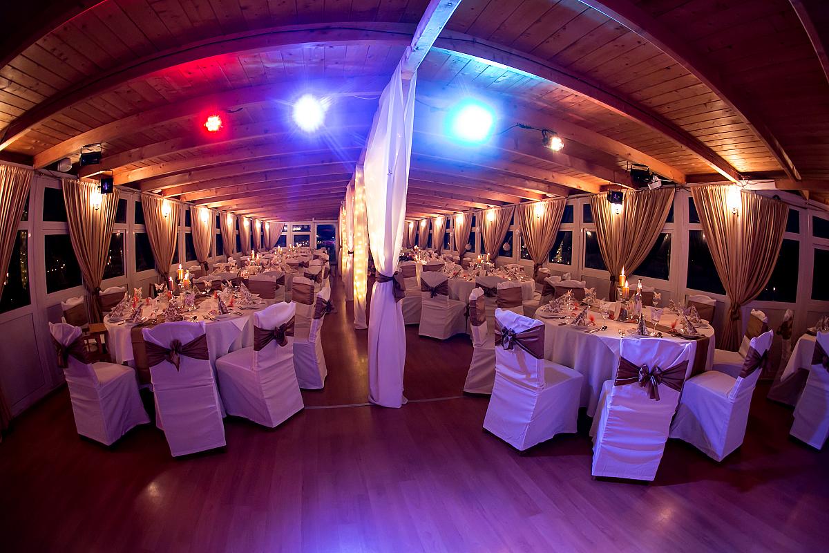 Aquamarina Hotel és Rendezvényhajó