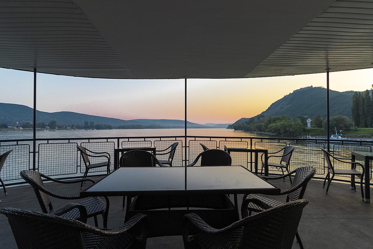 Aquamarina Hotel és Rendezvényhajó