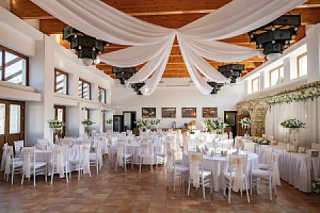 Mádi Kúria Hotel és Rendezvényközpont