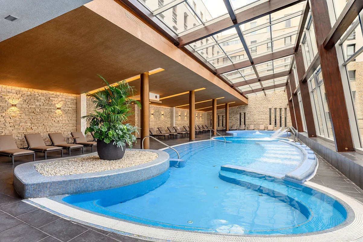 Anna Grand Hotel