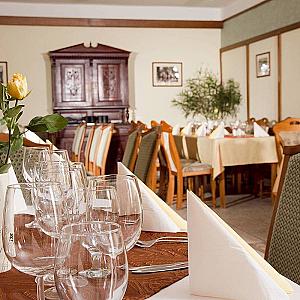 Svájci Lak Panzió Nyíregyháza