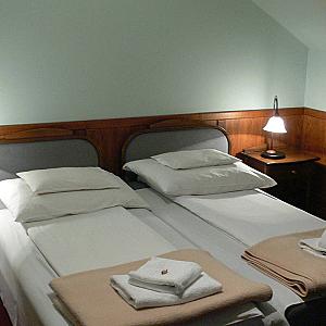 Svájci Lak Panzió Nyíregyháza