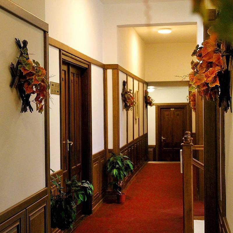 Svájci Lak Panzió Nyíregyháza