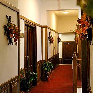 Svájci Lak Panzió Nyíregyháza