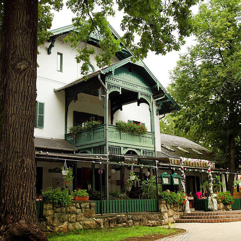 Svájci Lak Panzió Nyíregyháza