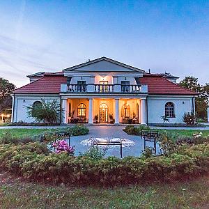 Tarnóca Kúria Soponya