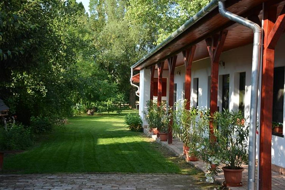 Szent Borbála Vendégház II. Érsekvadkert