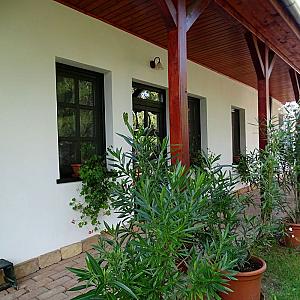 Szent Borbála Vendégház II. Érsekvadkert