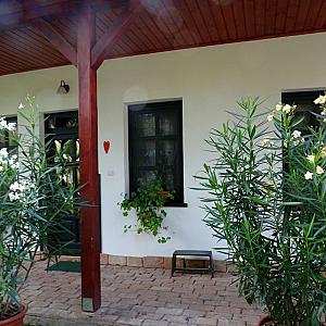 Szent Borbála Vendégház II. Érsekvadkert