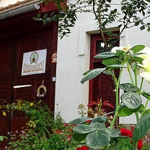 Szent Borbála Vendégház II. Érsekvadkert