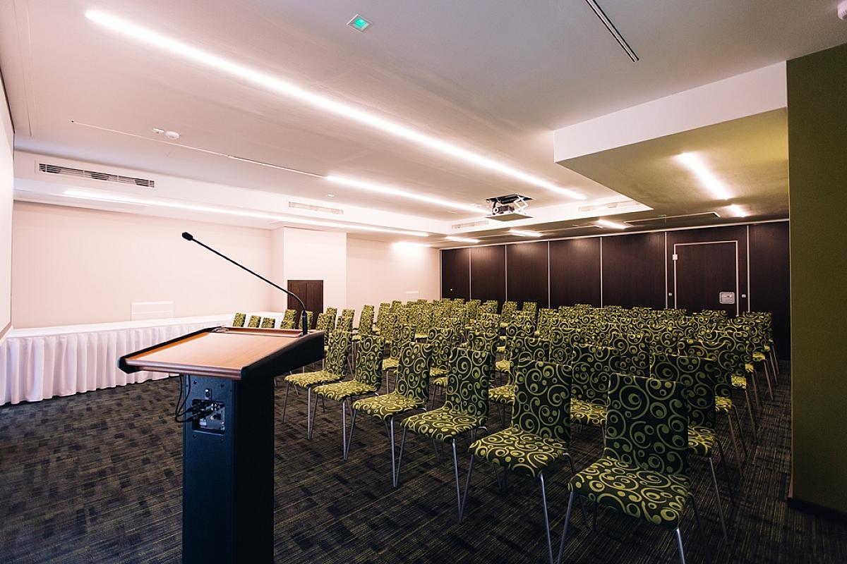 Körtvélyessy Terem II.