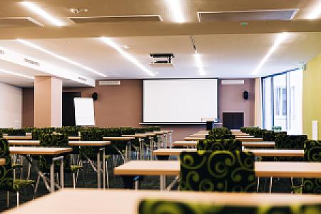 Körtvélyessy Terem I-II.