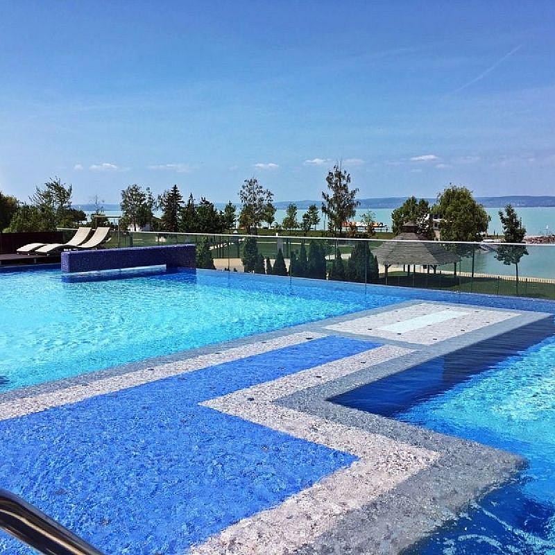 Balaton Hotel & Restaurant Siófok