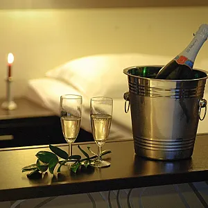 Balaton Hotel & Restaurant