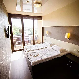 Balaton Hotel & Restaurant