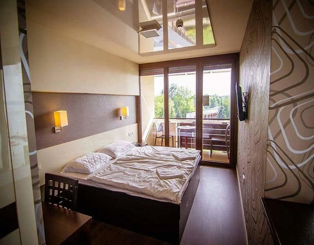 Balaton Hotel & Restaurant
