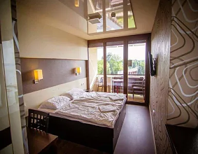 Balaton Hotel & Restaurant