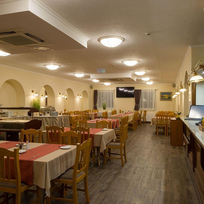 Land Plan Hotel*** & Restaurant Töltéstava