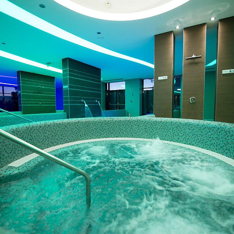 Imola Hotel Platán Eger