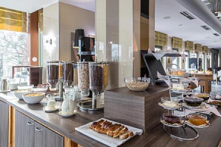 Holiday Beach Budapest Wellness & Conference Hotel