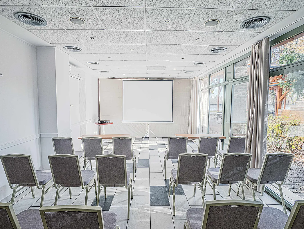 Holiday Beach Budapest Wellness & Conference Hotel
