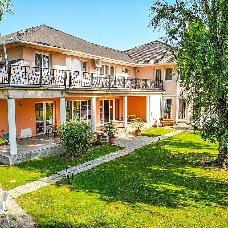 Kincsem Wellness Hotel Kisbér