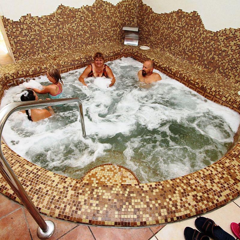 Kincsem Wellness Hotel Kisbér