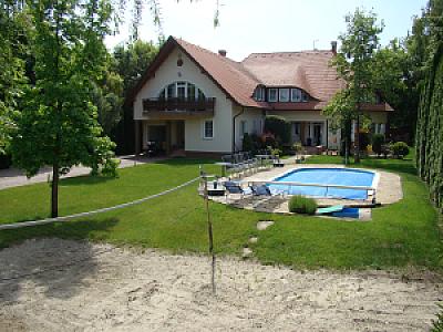 Künszler Apartmanház Zamárdi