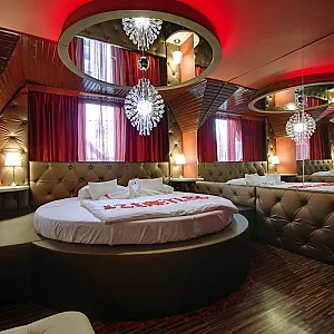 Corvin Hotel Gyula